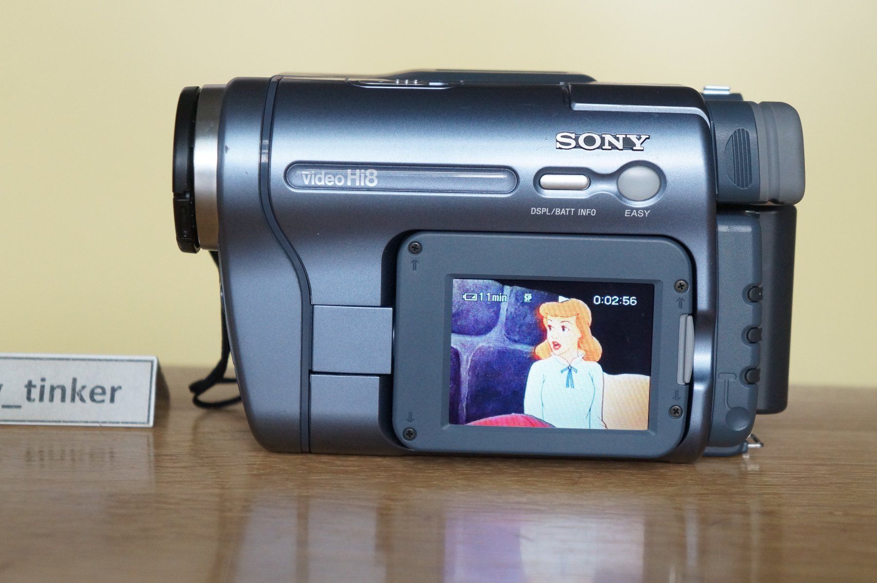Sony Videocamere: Sony Hi8 Camcorder TRV228E ... funktioniert ... – Usato da St.Gallen venduto da My_tinker 2