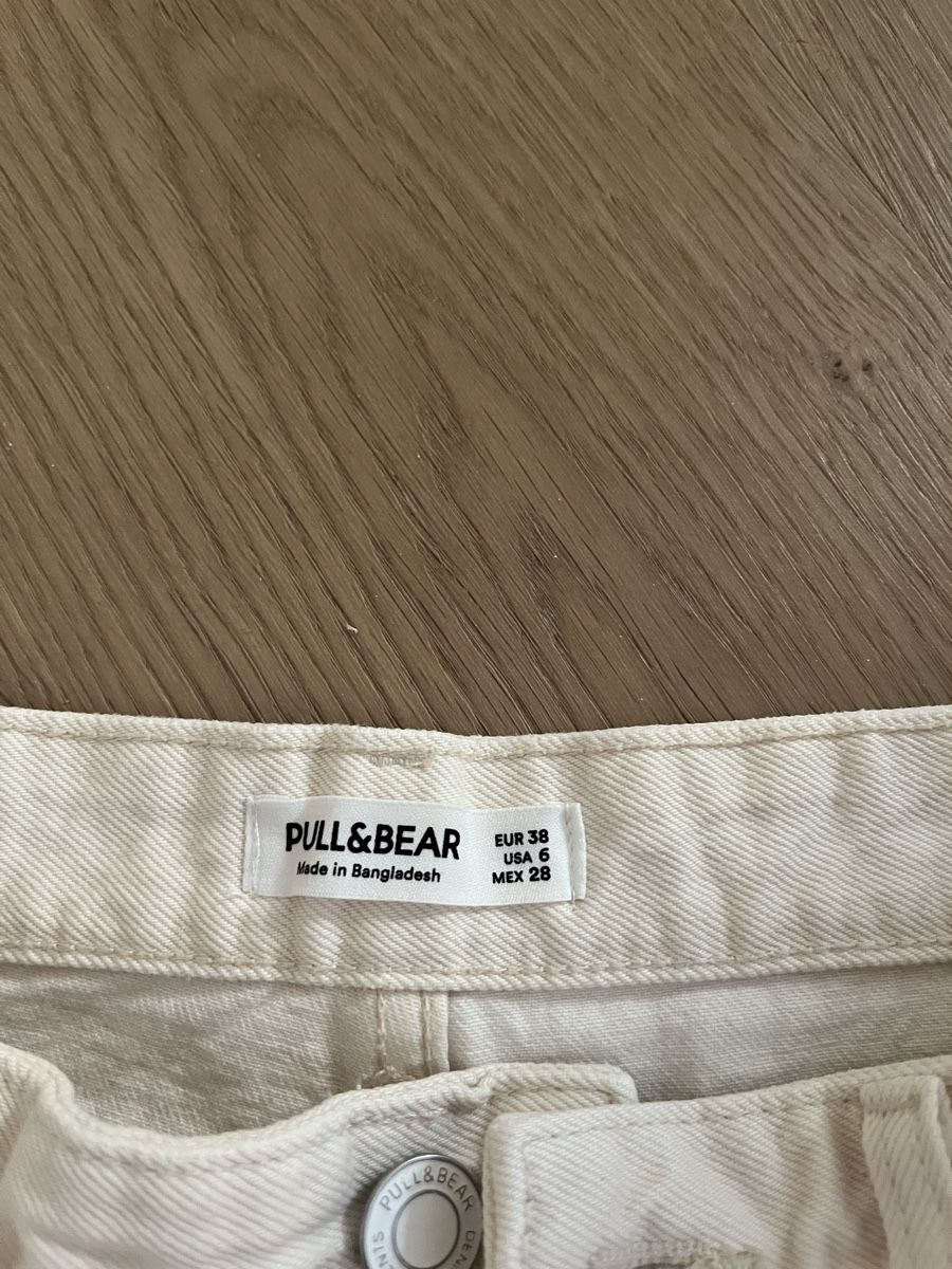 Pull&Bear Jeans: Jeans corti Pull &Bear – D'occasion à Zürich par carlot_2023 1
