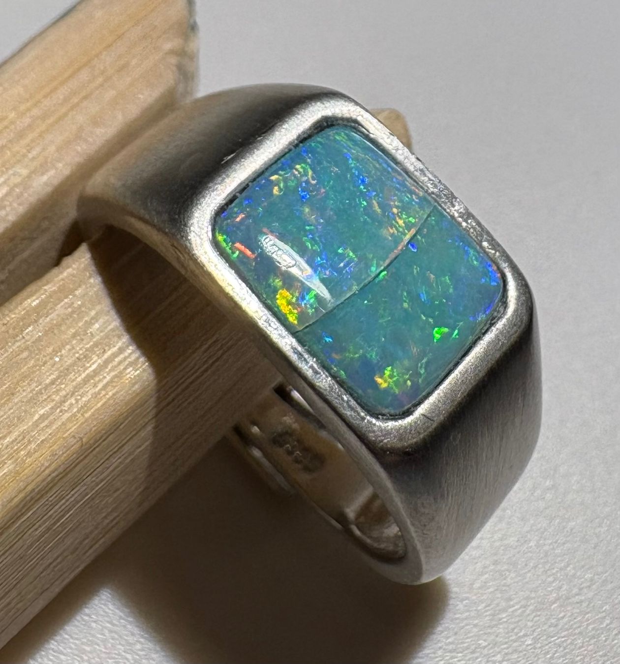 Anelli: Ring Australischer Crystal-Opal+Silber, variable Grösse – Nuovo (secondo la descrizione) da Wilen b. Wil venduto da Tschirio 4