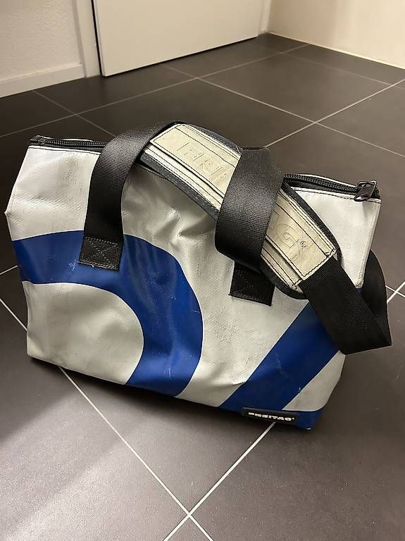 Freitag Borse: Freitag Tasche LOIS – Usato da Münsingen venduto da tgdhona