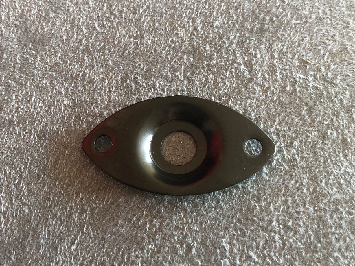 Musikinstrumente: Jackplate black – Neu und originalverpackt aus Fraubrunnen von MarvinNr42