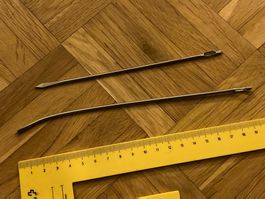 2 Stück / Spick- und Bindenadeln rostfrei / Küche