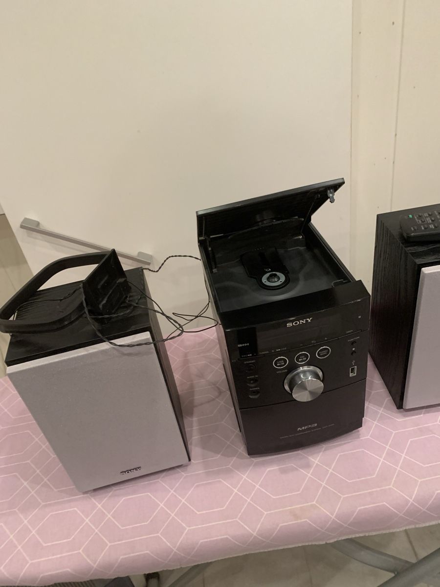 Sony Lecteur multimedia & Streamer: Stereoanlage von Sony – D'occasion à Deitingen par santo123 1