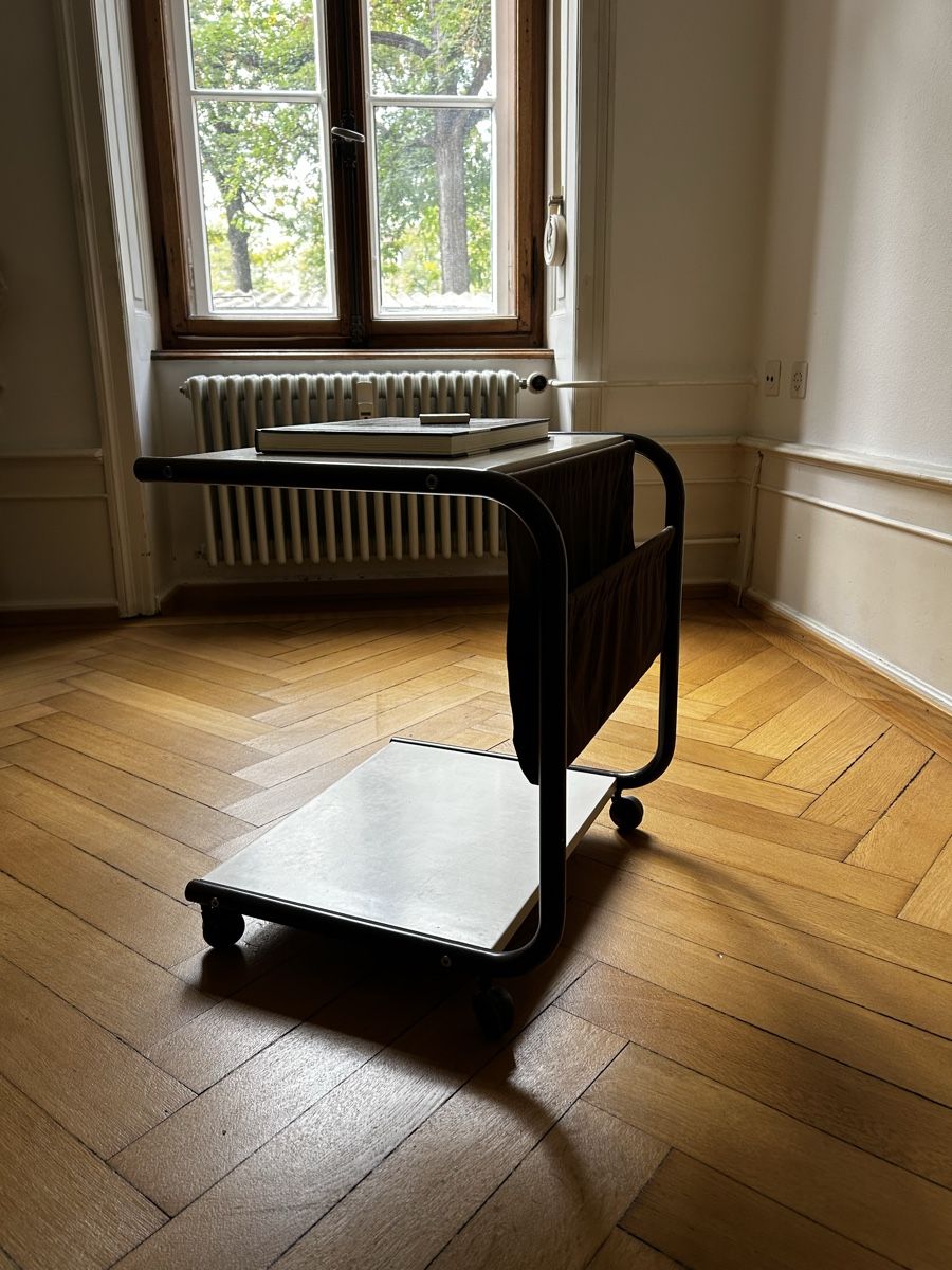 Mobili & Arredamento: Mobile Side Table with Magazine Rack Brown and White – Nuovo (secondo la descrizione) da Basel venduto da iza_6hnm 1