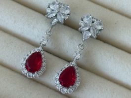 Luxus Elegante Zirkonia Ohrstecker Farbe:Silber / Rot