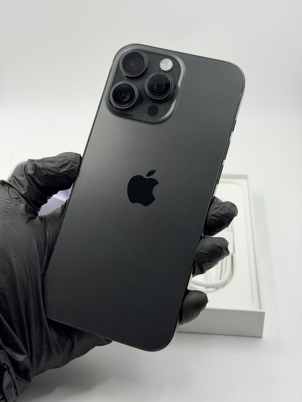 Apple Telefoni cellulari / Smartphones: Apple iPhone 16 Pro Max - 256 GB | Schwarz – Usato da Chur venduto da ReplaceHub