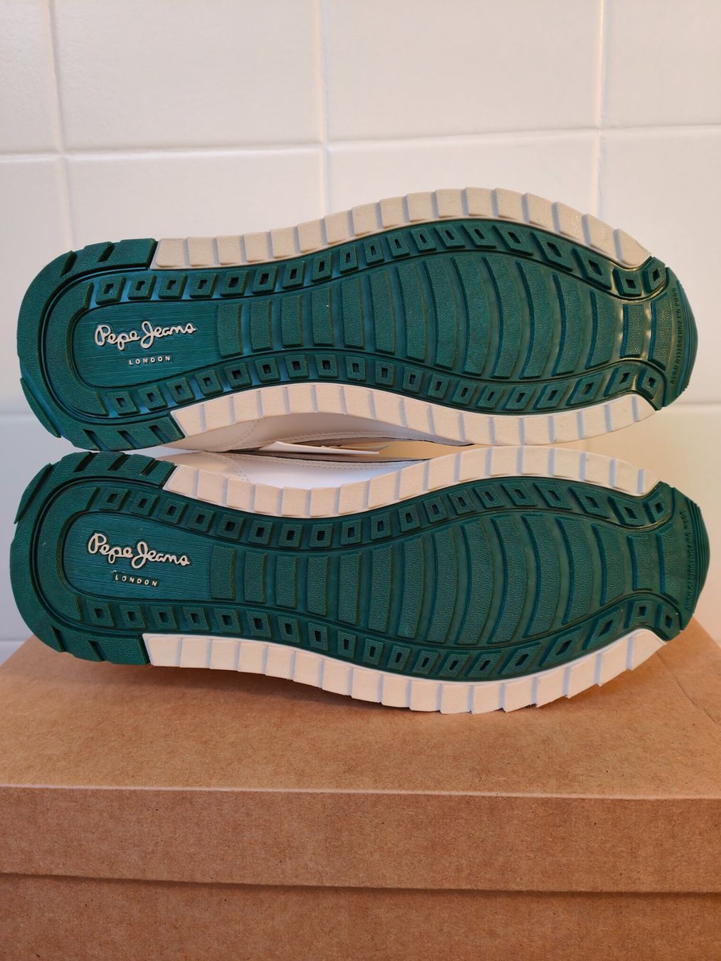 Pepe Jeans Scarpe da uomo: Chaussures Pepe Jeans – Nuovo e nell'imballaggio originale da Fleurier venduto da dav_xx8y 5