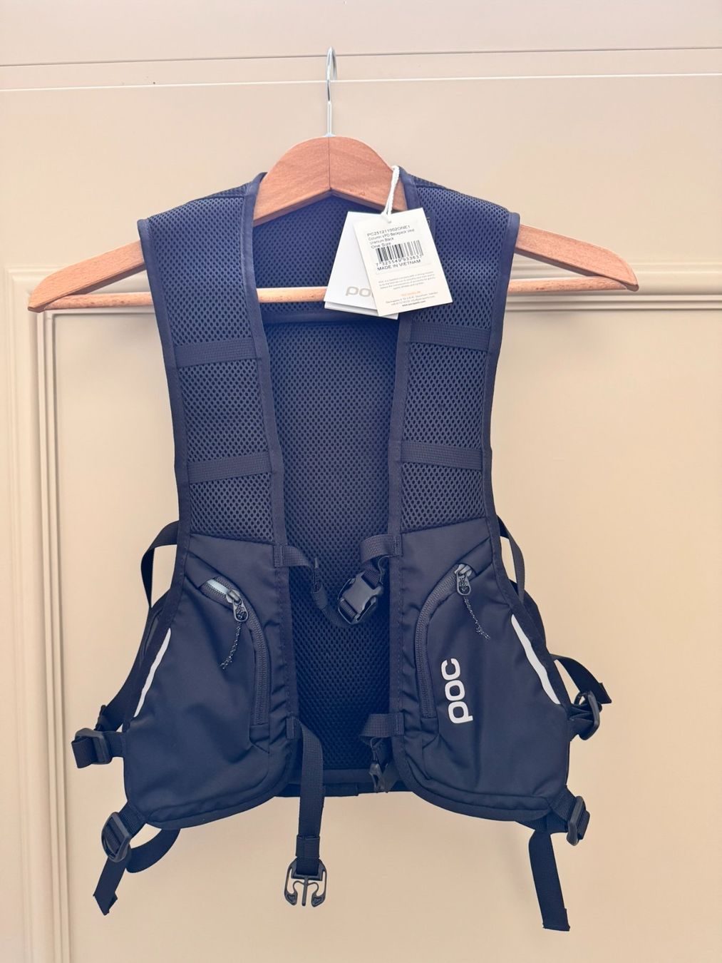 Poc Zaini: POC Column VPD Backpack Vest - Protektor inkl. Hydrapack – Nuovo e nell'imballaggio originale da Jona venduto da BQ.Goods