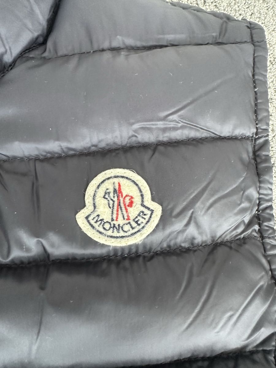 Moncler Gilets: Monclere Gilet – D'occasion à Winterthur par su_4assd 2