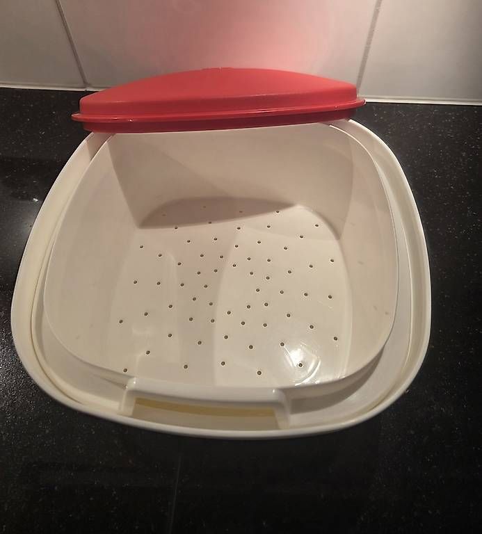 Contenitori & Simili: Tupperware Salat-Abtropfschale – Usato da Herisau venduto da lia17 3