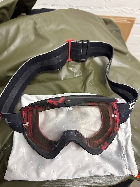 Occhiali & Lenti: Schutzbrille (Downhillbike oder Wintersport) – Usato da Thalwil venduto da sev_h9zv 2
