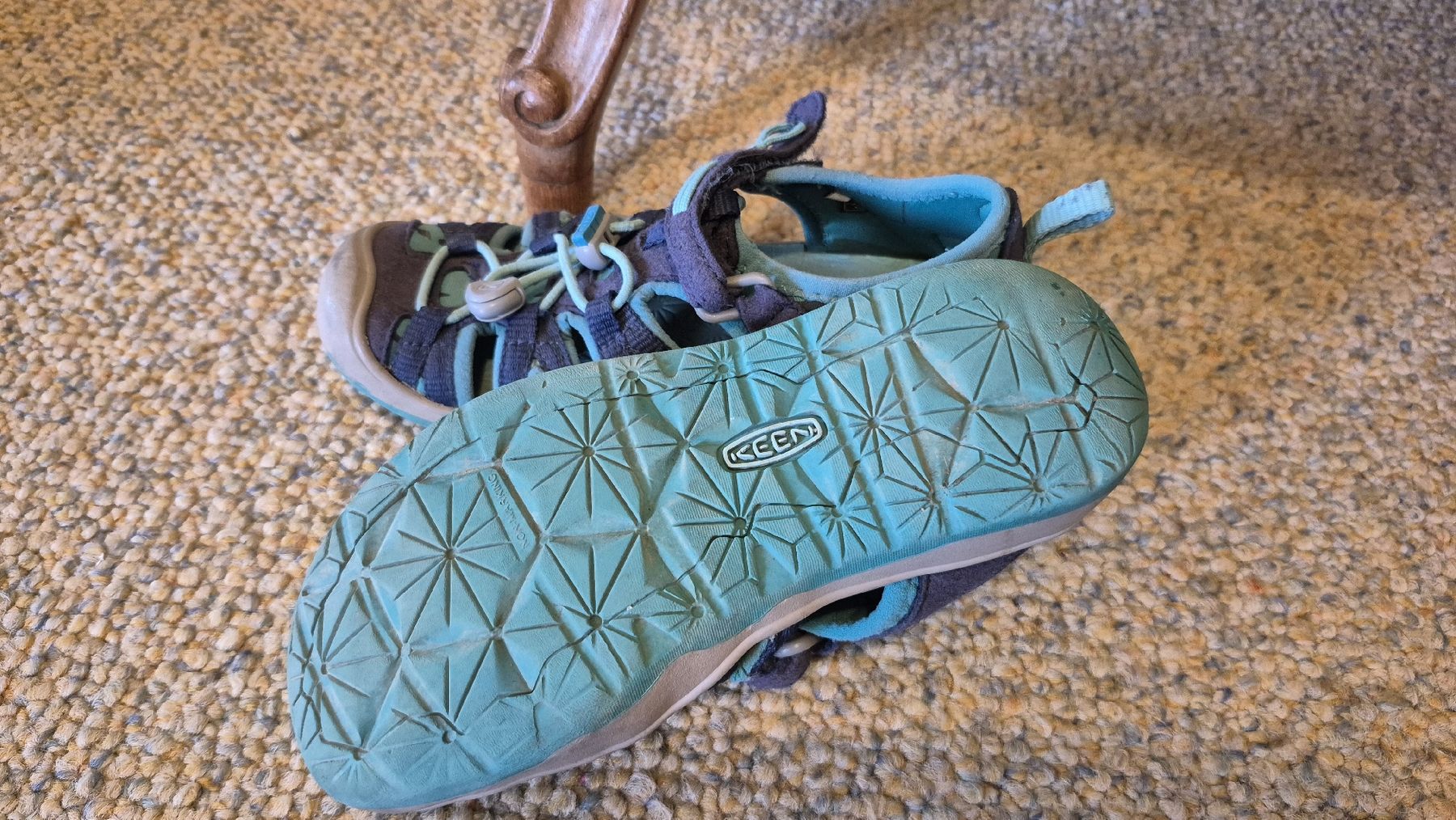 Keen Scarpe per ragazzi: Keendandalen, ca. grösse 30 – Usato da Wädenswil venduto da Zuerichseegirl 2