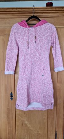Pink Kapuzenkleid Gr. S, ideal für Frühling/Herbst 2023