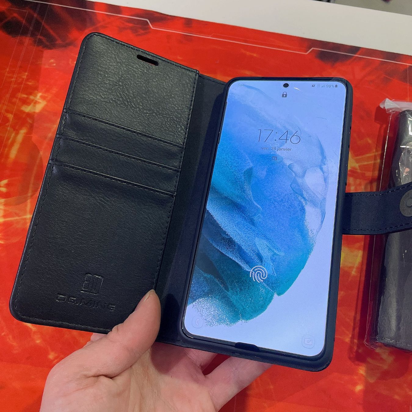 Samsung Telefoni cellulari / Smartphones: Galaxy S20 ultra - étui Coque détachable – Nuovo e nell'imballaggio originale da Morges venduto da DigiAC 3