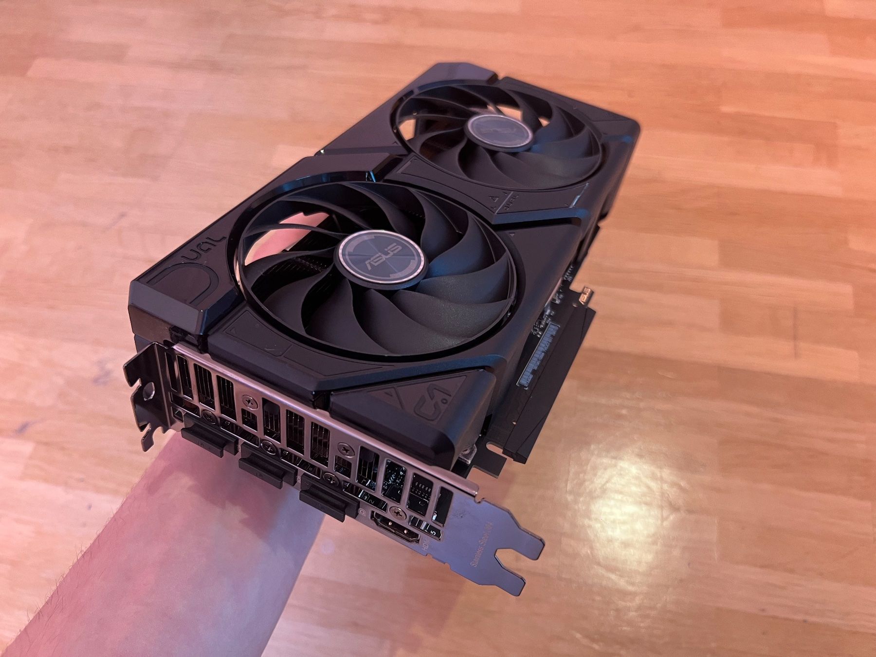 Asus Schede grafiche: ASUS DUAL GeForce RTX4060 OC 8GB – Usato da Zürich venduto da luc70 6