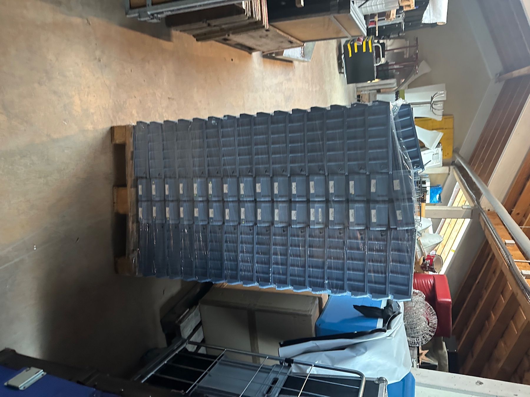 Transportkisten: Lagerboxen stapelbar Hellblau – Gebraucht aus Biel/Bienne von Nefats 5