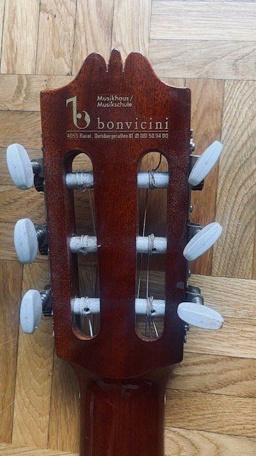 Strumenti musicali: Schöne Spanische Schülergitarre – Usato da Basel venduto da Berlinofx 3