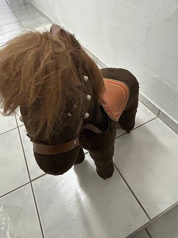 Jouets: Rössli mit echtem Fell – D'occasion à Rüti ZH par trasaw 4