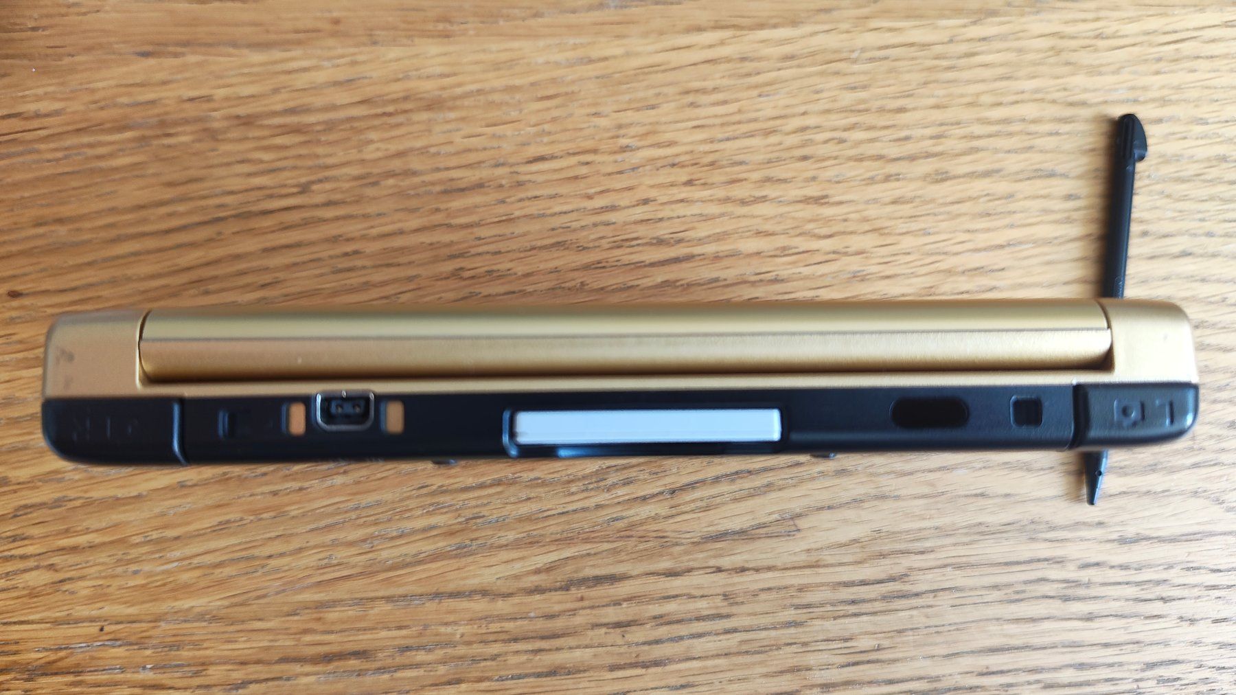 Nintendo Consoles: Nintendo 3DS XL collector Zelda A Link Between Worlds – D'occasion à Genève par Neomatt 4
