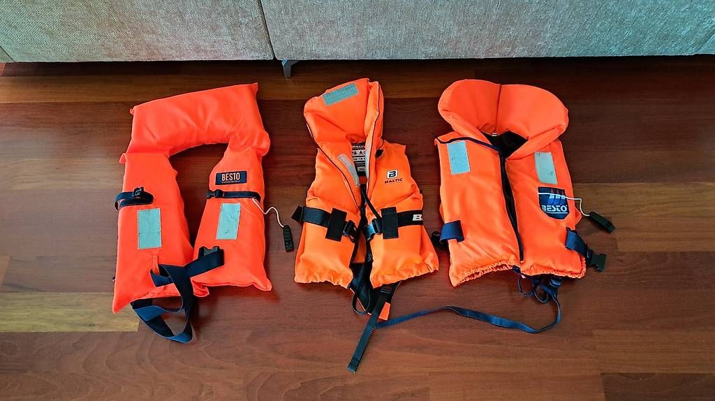 Schwimmwesten: Schwimmwesten 1x Kinder – Gebraucht aus Meggen von hen_p26q