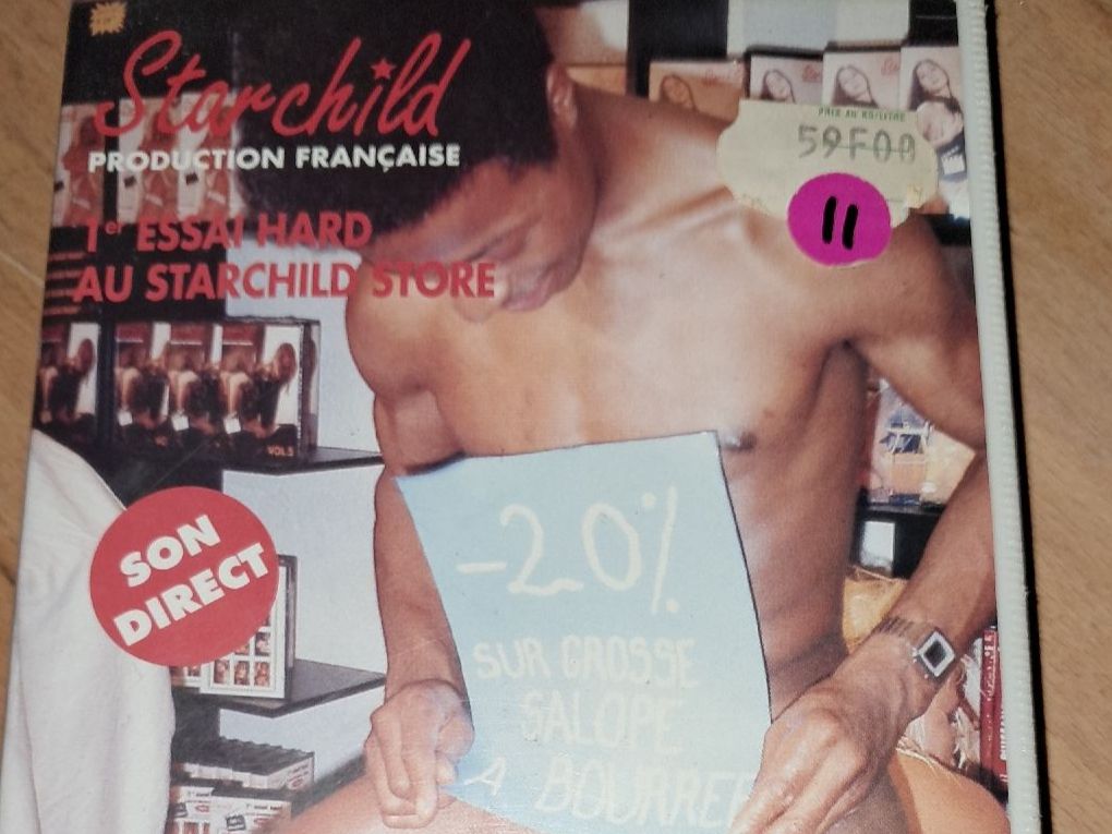 Alle VHS: VHS COLLECTION STARCHILD X (3) – Gebraucht aus Le locle von juliensaran