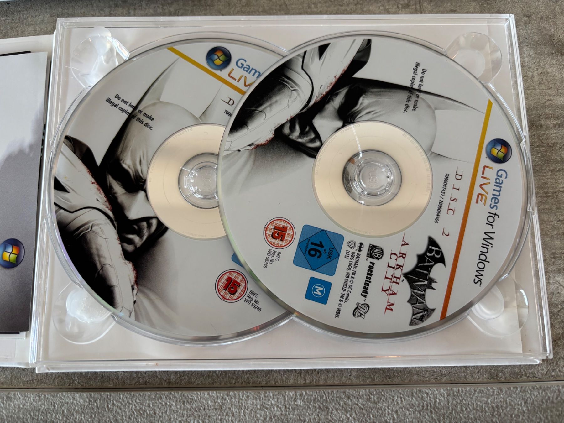 Spiele: PC Game formWindows Batman Arkham City mit Figur – Gebraucht aus Oberrieden von Yola0 1
