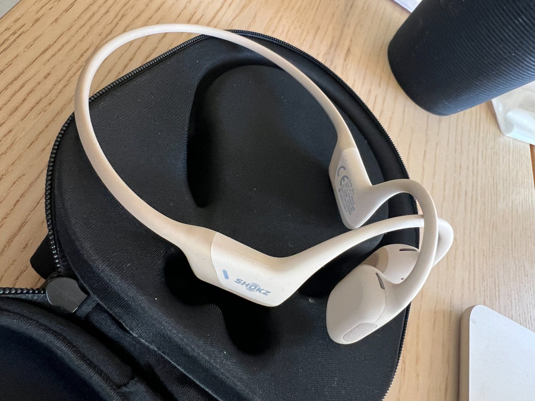 Shokz Cuffie: SCHOHZ Open Run Beige – Nuovo (secondo la descrizione) da Epalinges venduto da kittyhermes 1