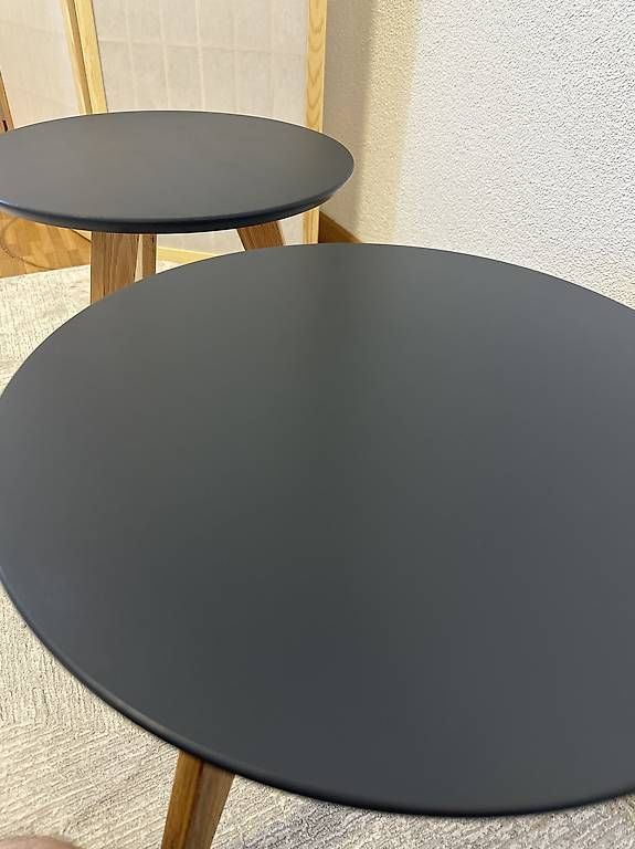 Pfister Set di tavolo e panche: Pfister Beistelltische anthrazit modern 2er Set – Usato da Effretikon venduto da bek_6sgb 1