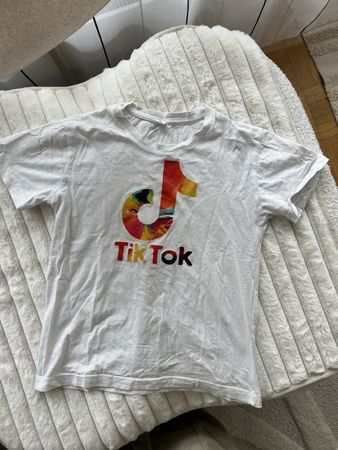 T-SHIRT WEISS TIK TOK GR 134