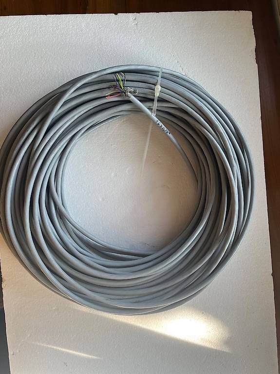 Cavi: Câble 16 x 0.14carré blindé – Usato da Delémont venduto da fco_v55s