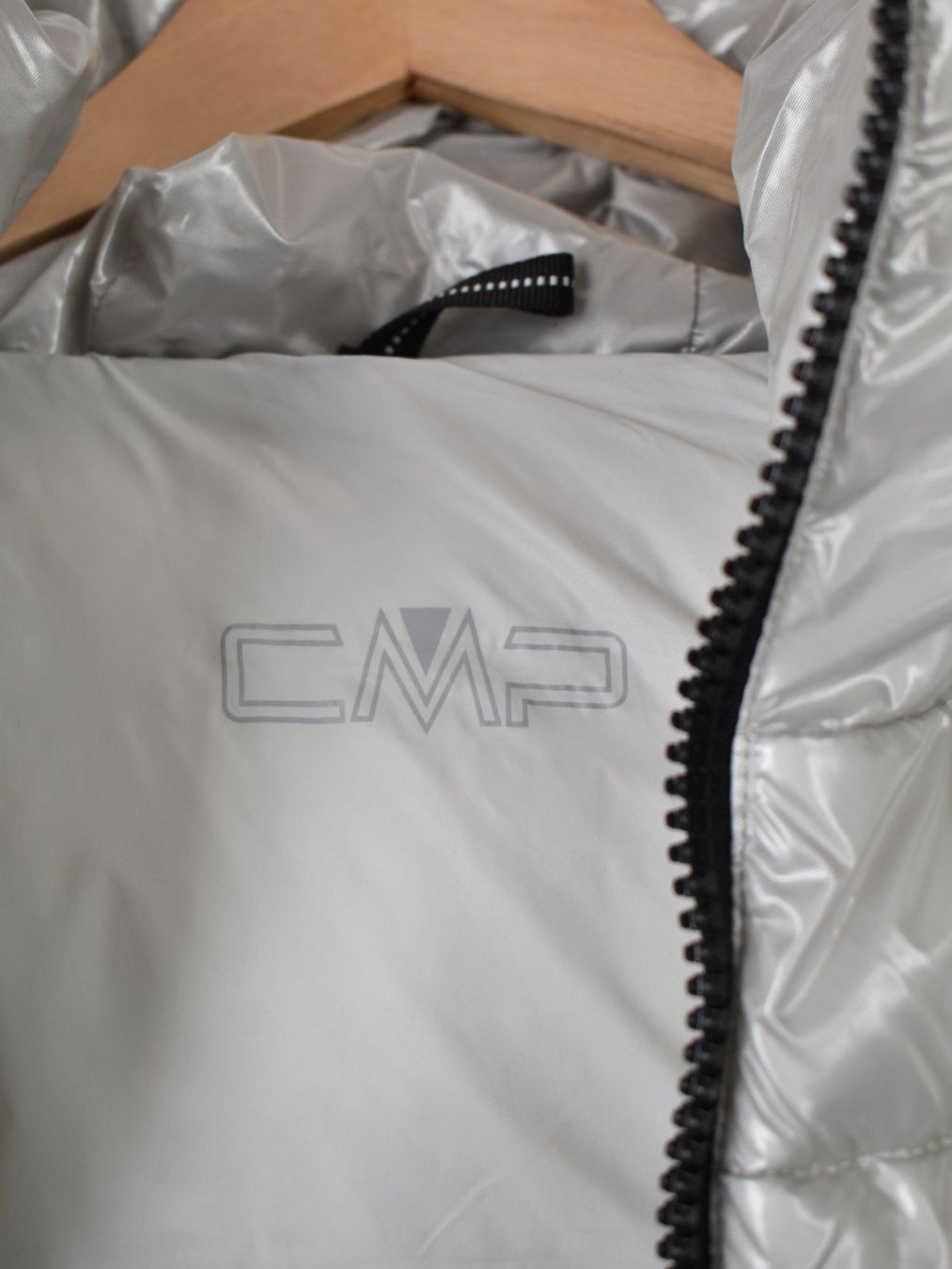 CMP Gilets & Westen: CMP Puffergilet Gr.36, grau Lackoptik – Neu (gemäss Beschreibung) aus Nürensdorf von 2ND_STORY 7