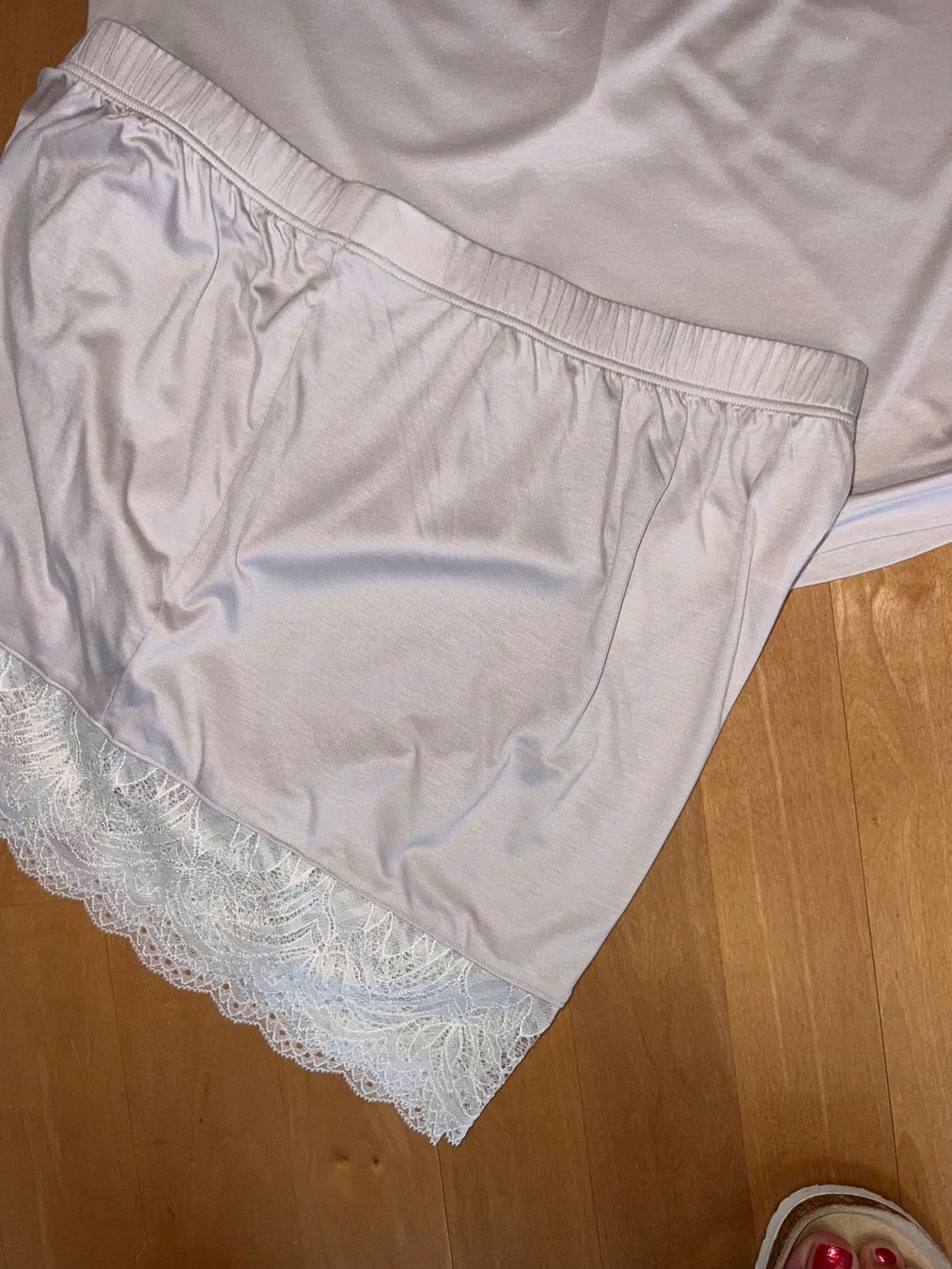 Hanro Negligees & Pyjamas: Sommer Pyjama HANRO XL hellstes grau Modal neu – Neu (gemäss Beschreibung) aus Dornach von samuti 1
