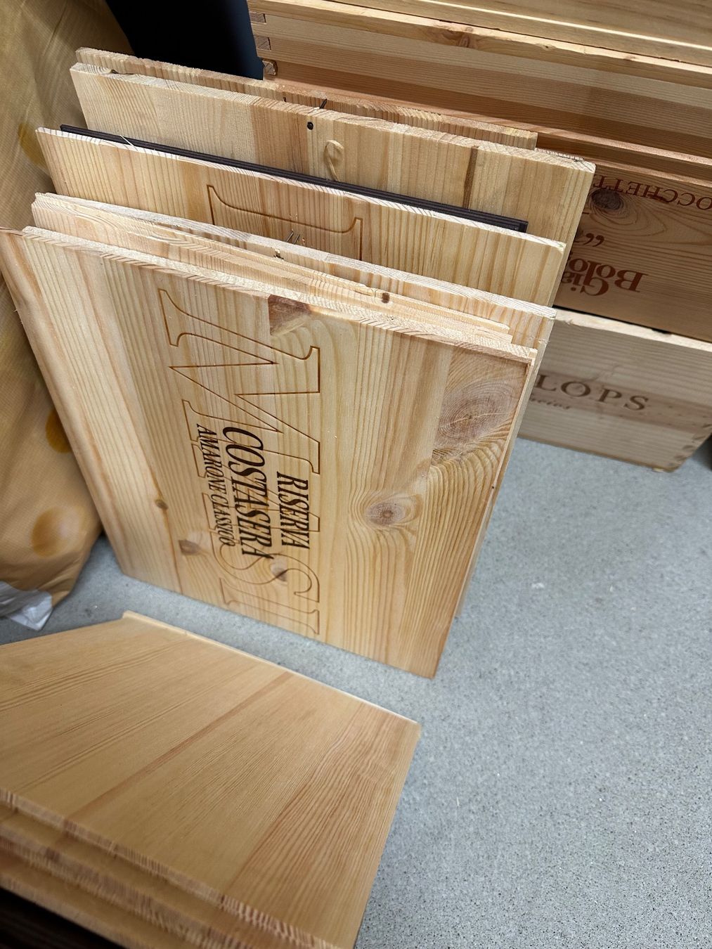 Articoli in legno: Weinkisten Deckel – Usato da Flawil venduto da Barschfreak 2