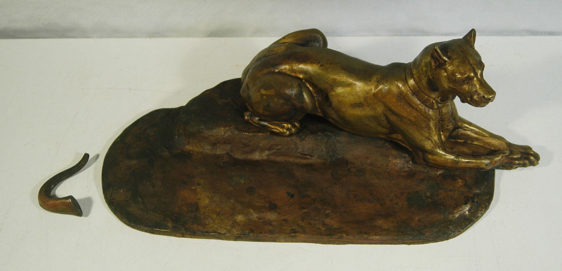 Sculture & Statue: Delabrierre Hundeskulptur – Usato da Herisau venduto da Wisen