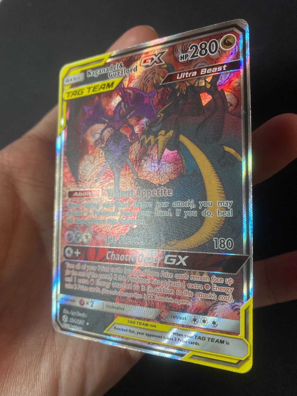 Pokémon Carte collezionabili: Naganadel & Guzzlord GX 224 SIR - Cosmic Eclipse - EN – Usato da Hausen AG venduto da Shrade 2