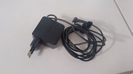 ASUS Netzteil Ladegerät AD890026