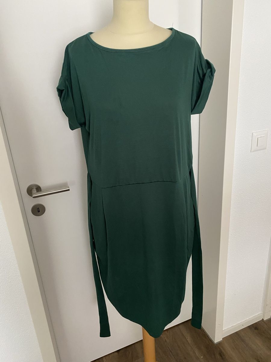 Vestiti: Kleid ungetragen Gr. XL – Nuovo (secondo la descrizione) da Wolfwil venduto da Piccola87 2