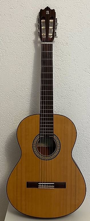 Alhambra Musikinstrumente: Gitarre – Gebraucht aus Baden von 1000dinge 1