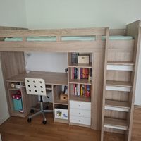 Hochbett mit Schreibtisch