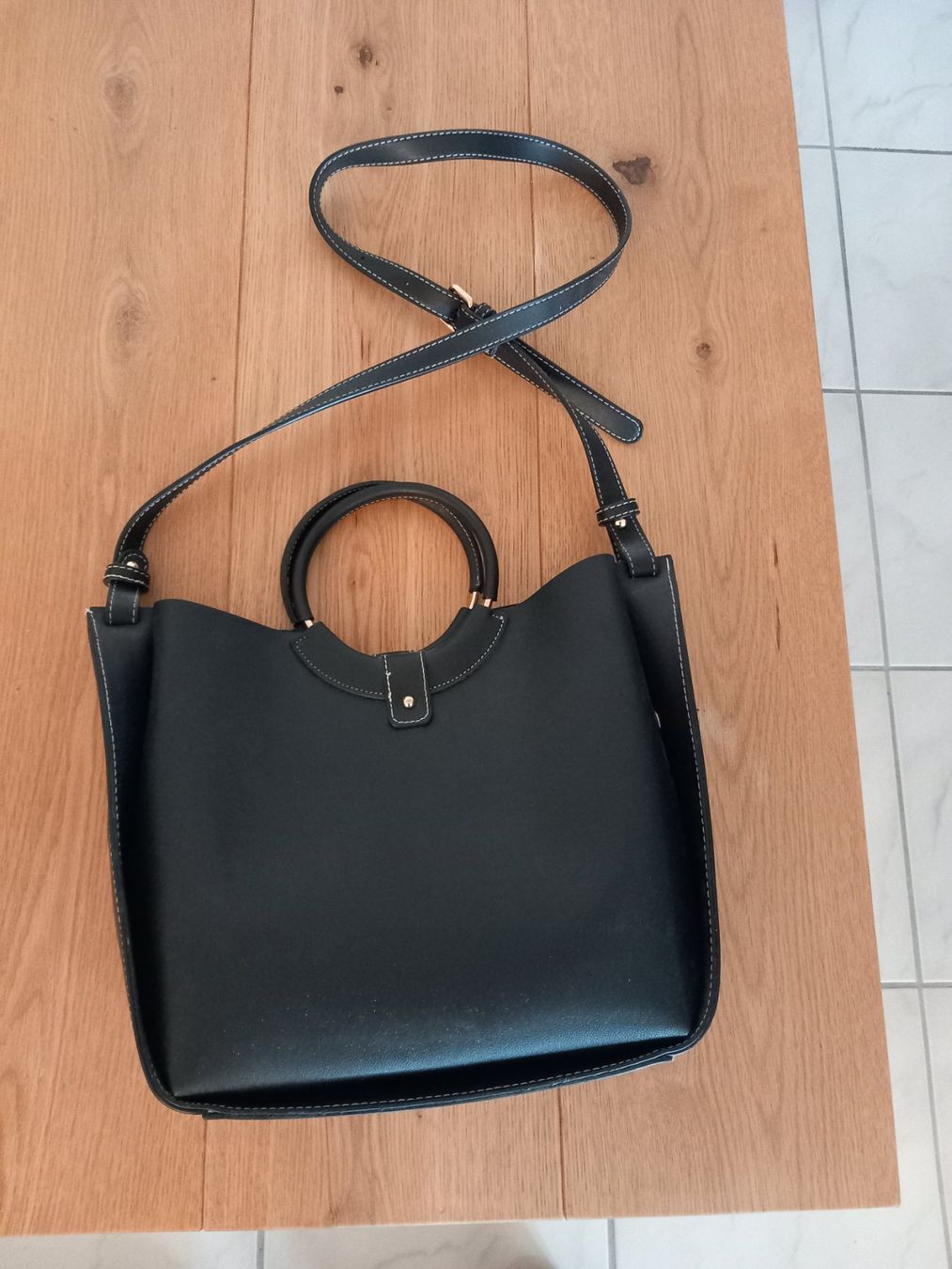 Manor Taschen für Damen: Handtasche Manor – Gebraucht aus Givisiez von Reiffel 1