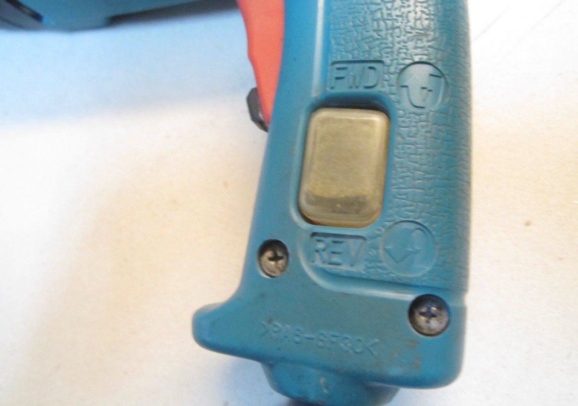 Makita Trapani: Makita Hammer Drill Used Condition – Usato da Niederrohrdorf venduto da Reisekai 4