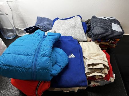 Lot de vêtements Hiver Taille 98