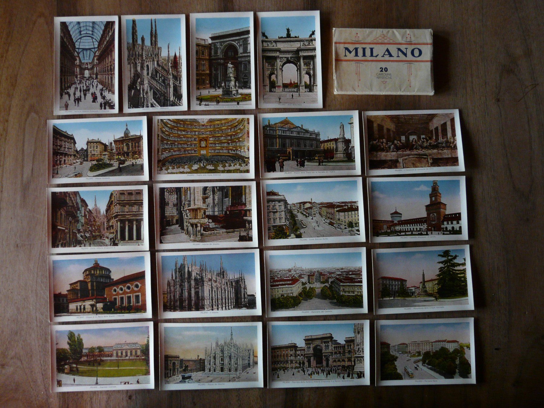 Cartoline postali: Ansichtskarten Milano ca. 1950; Set 20 St. farbig – Nuovo (secondo la descrizione) da Grossaffoltern venduto da Prinzessin57