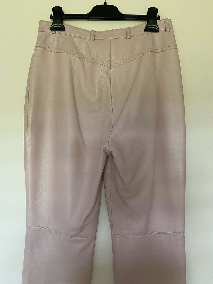 Escada Pantaloni: Escada Nappaleder Hose 38 – Usato da Gümligen venduto da zeusone1 4