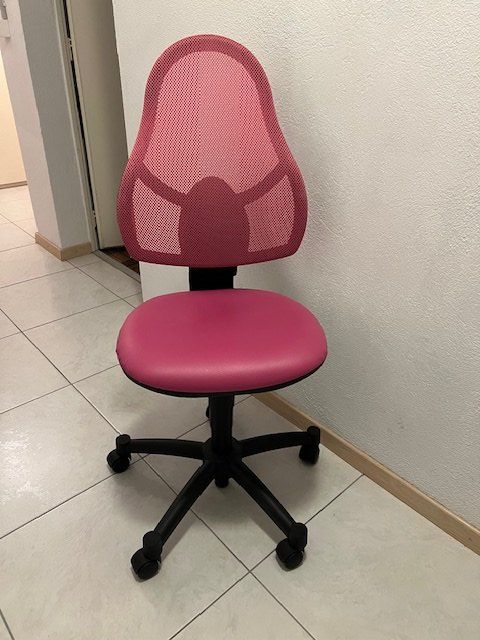 Betten: Chambre d'enfant/ado fille mauve/blanche – Gebraucht aus Senarclens von CESCA13 3