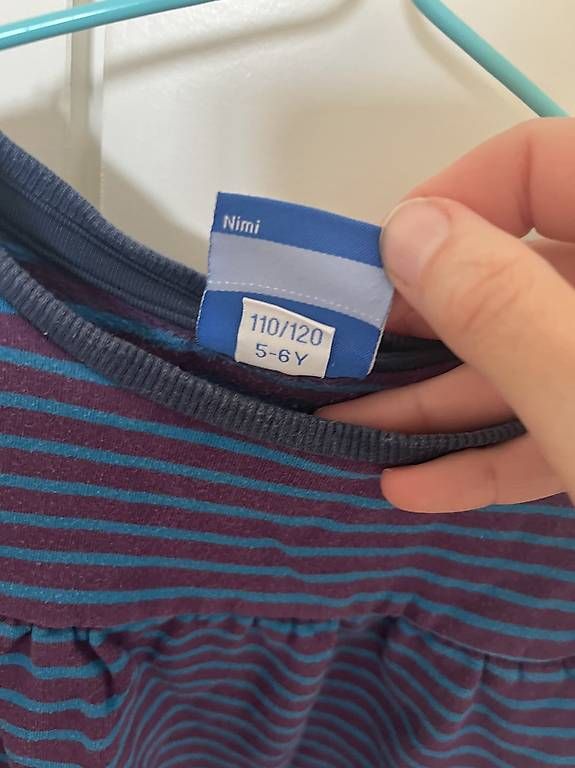 Maglioni & Felpe: Finkid Tunika Pulli Kleid 110/120 – Usato da Basel venduto da leoniewenz 1