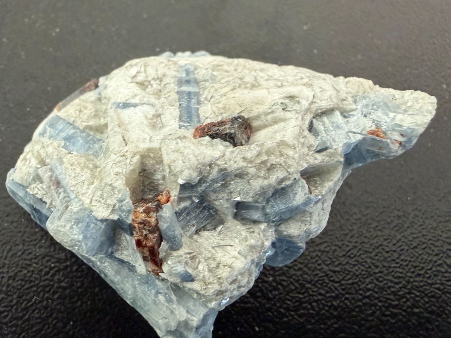 Minerali & Pietre curative: Kyanite with Staurolite, Namibia (5.14) – Nuovo (secondo la descrizione) da Muri b. Bern venduto da Gemmes 1