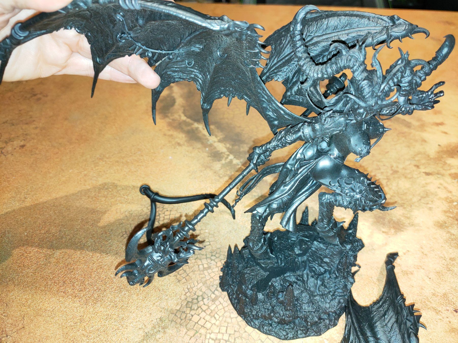 Modellbausätze & Standmodelle: Dämonin für Warhammer oder ähnliches geeignet – Gebraucht aus Baden von Araneus 1