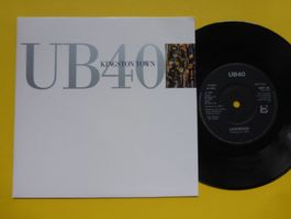 UB40 – Kingston Town