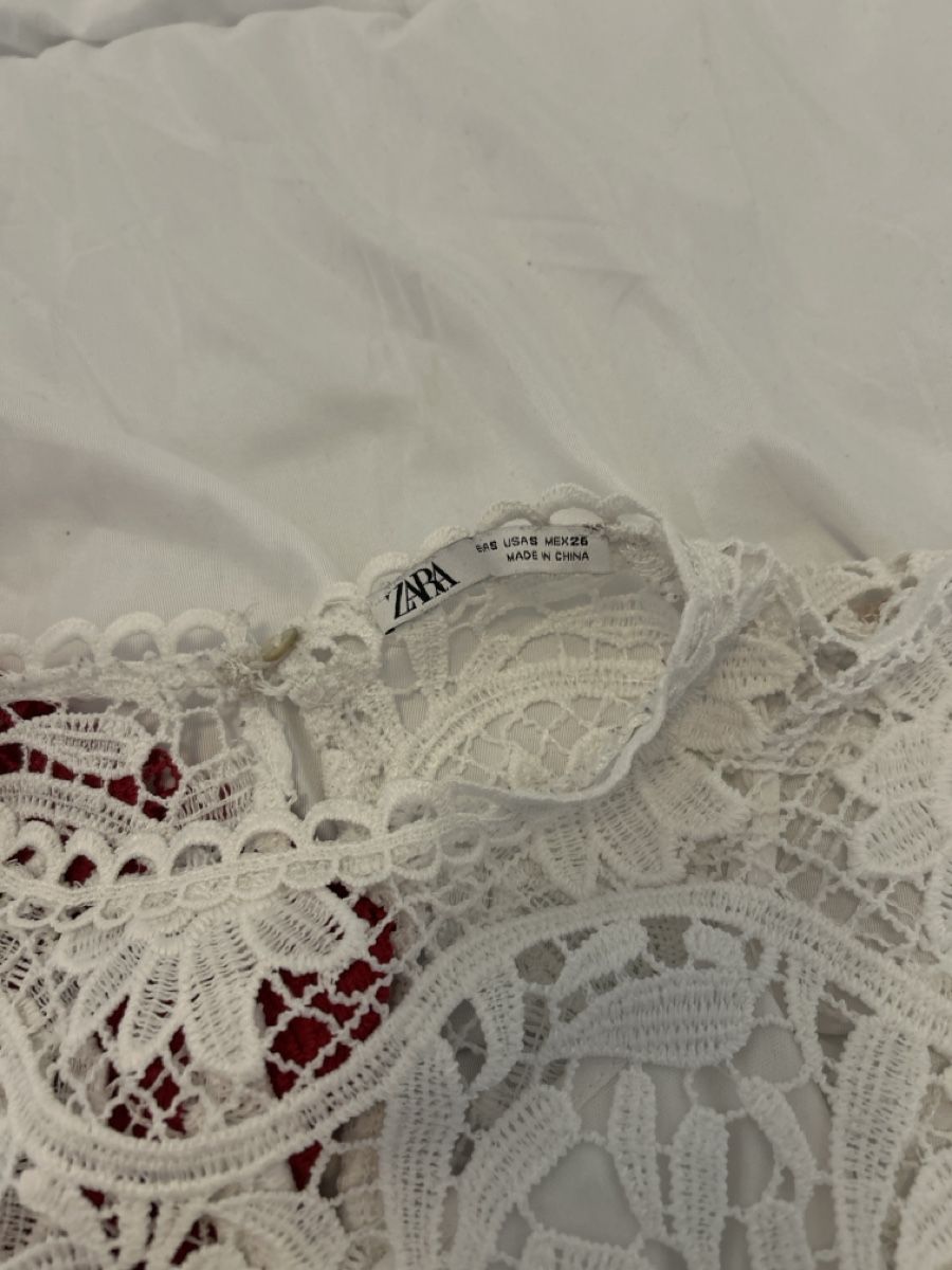 Zara Top: Zara Lace Top Bundle - Perfect for Summer! Size Small – Usato da Lausanne venduto da dre_th8k 3